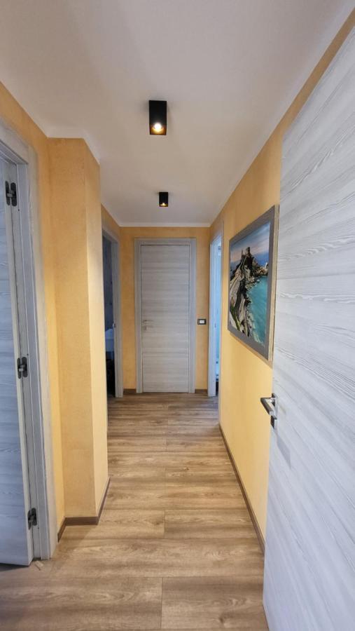 La Casa Del Buonviaggio Apartment ลาสเปเซีย ภายนอก รูปภาพ
